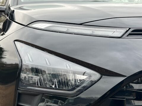 Hyundai BAYON T-GDI PREMIUM DCT MHEV 14