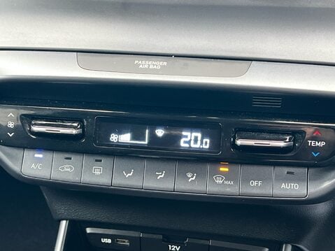 Hyundai BAYON T-GDI PREMIUM DCT MHEV 25