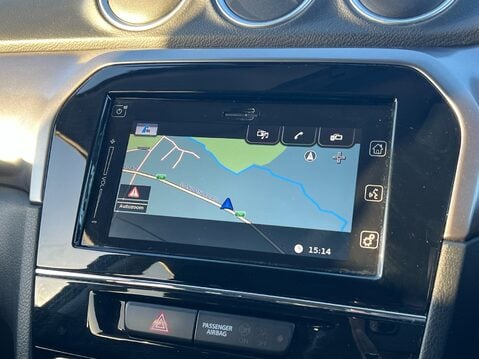 Suzuki Vitara SZ-T BOOSTERJET MHEV 14