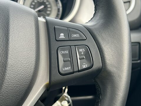 Suzuki Vitara SZ-T BOOSTERJET MHEV 21