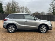 Suzuki Vitara SZ-T BOOSTERJET MHEV 5