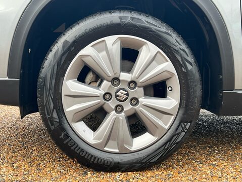 Suzuki Vitara SZ-T BOOSTERJET MHEV 4