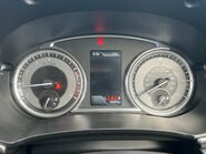 Suzuki Vitara SZ-T BOOSTERJET MHEV 11