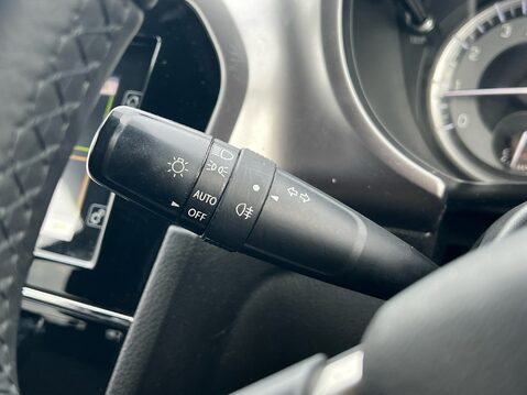 Suzuki Vitara SZ-T BOOSTERJET MHEV 24