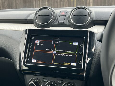 Suzuki Swift SZ-T DUALJET MHEV 12