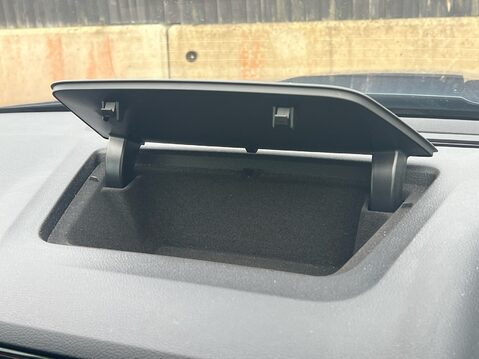 Skoda Karoq SE TECHNOLOGY TSI DSG 23