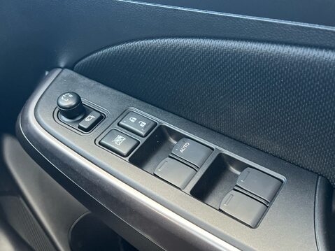 Suzuki Swift SZ5 DUALJET MHEV 24