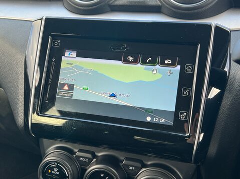 Suzuki Swift SZ5 DUALJET MHEV 14