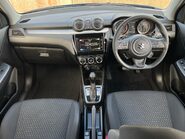 Suzuki Swift SZ5 DUALJET MHEV 10