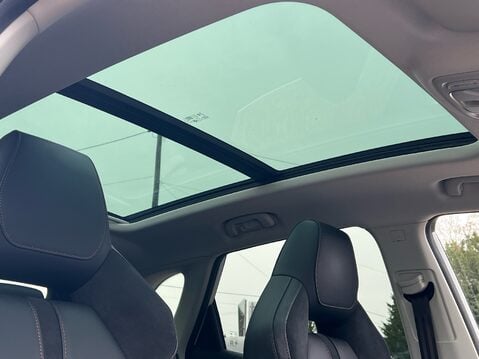 MG HS EXCLUSIVE DCT 32