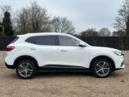 MG HS EXCLUSIVE DCT 5