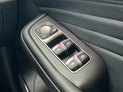 MG HS EXCLUSIVE DCT 30