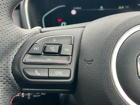 MG HS EXCLUSIVE DCT 24