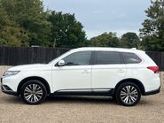 Mitsubishi Outlander 4 6