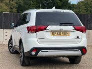 Mitsubishi Outlander 4 2