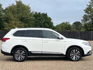 Mitsubishi Outlander 4 5