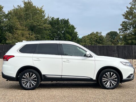 Mitsubishi Outlander 4 5