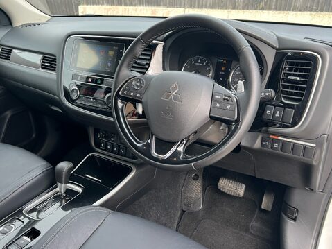 Mitsubishi Outlander 4 30