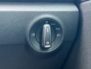 Volkswagen T-Roc DESIGN TSI EVO DSG 28