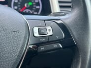 Volkswagen T-Roc DESIGN TSI EVO DSG 25