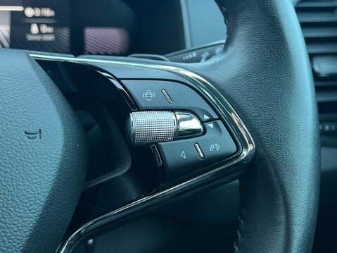 Skoda Karoq SE L TSI DSG 27