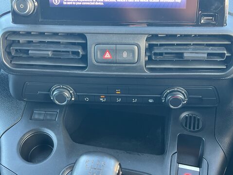 Toyota Proace City L2 ICON 26