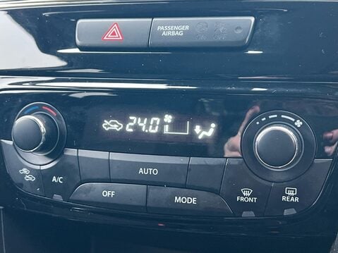 Suzuki Vitara SZ-T MHEV 32