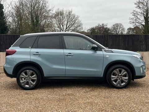 Suzuki Vitara SZ-T MHEV 7