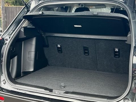 Suzuki Vitara SZ-T BOOSTERJET MHEV 39