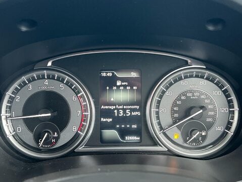 Suzuki Vitara SZ-T BOOSTERJET MHEV 22