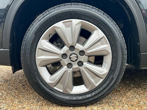 Suzuki Vitara SZ-T BOOSTERJET MHEV 8