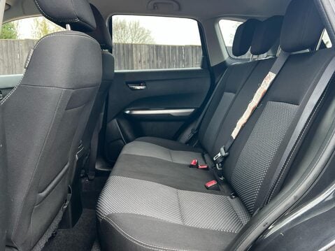 Suzuki Vitara SZ-T BOOSTERJET MHEV 21