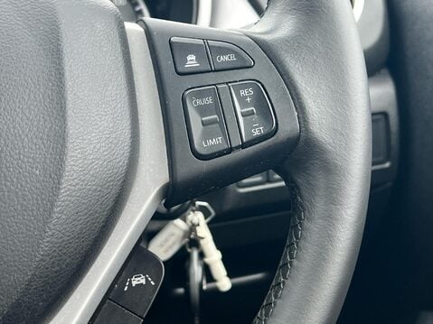 Suzuki Vitara SZ-T BOOSTERJET MHEV 34