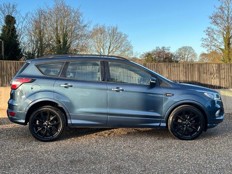 Ford Kuga ST-LINE X TDCI 5