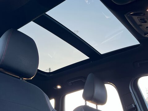 Ford Kuga ST-LINE X TDCI 38