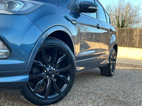 Ford Kuga ST-LINE X TDCI 14