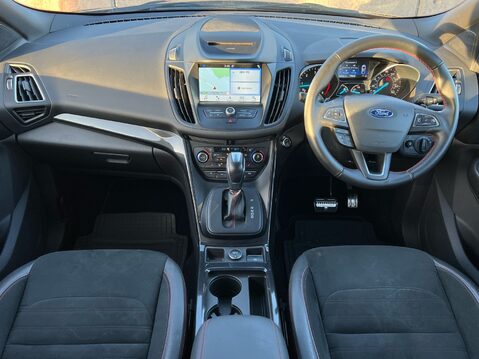 Ford Kuga ST-LINE X TDCI 10