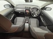 Suzuki Vitara SZ-T BOOSTERJET MHEV 3