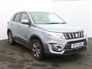 Suzuki Vitara SZ-T BOOSTERJET MHEV 1