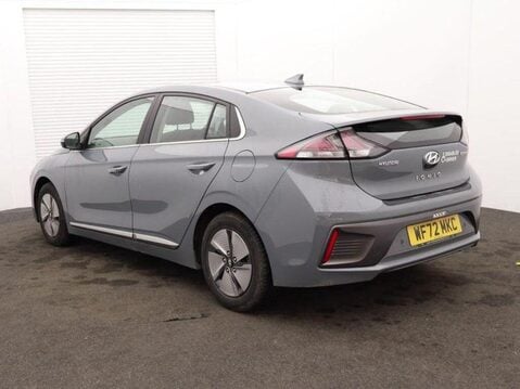 Hyundai IONIQ PREMIUM MHEV 2