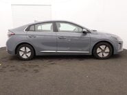 Hyundai IONIQ PREMIUM MHEV 4