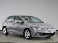 Volkswagen Golf LIFE TSI 1