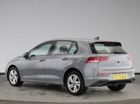 Volkswagen Golf LIFE TSI 2