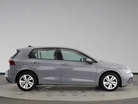 Volkswagen Golf LIFE TSI 3
