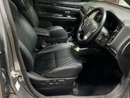 Mitsubishi Outlander PHEV EXCEED 5