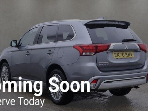 Mitsubishi Outlander PHEV EXCEED 3