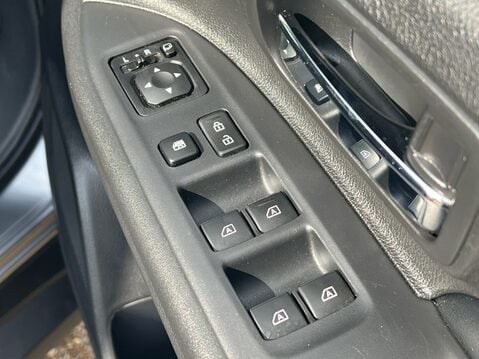 Mitsubishi Outlander EXCEED 33