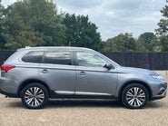 Mitsubishi Outlander EXCEED 5