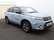 Suzuki Vitara SZ-T BOOSTERJET MHEV 1