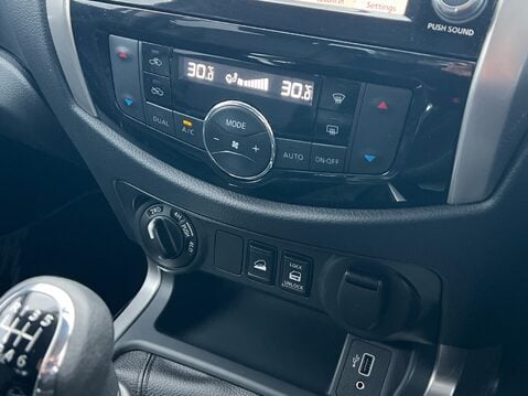 Nissan Navara DCI N-GUARD SHR DCB 22